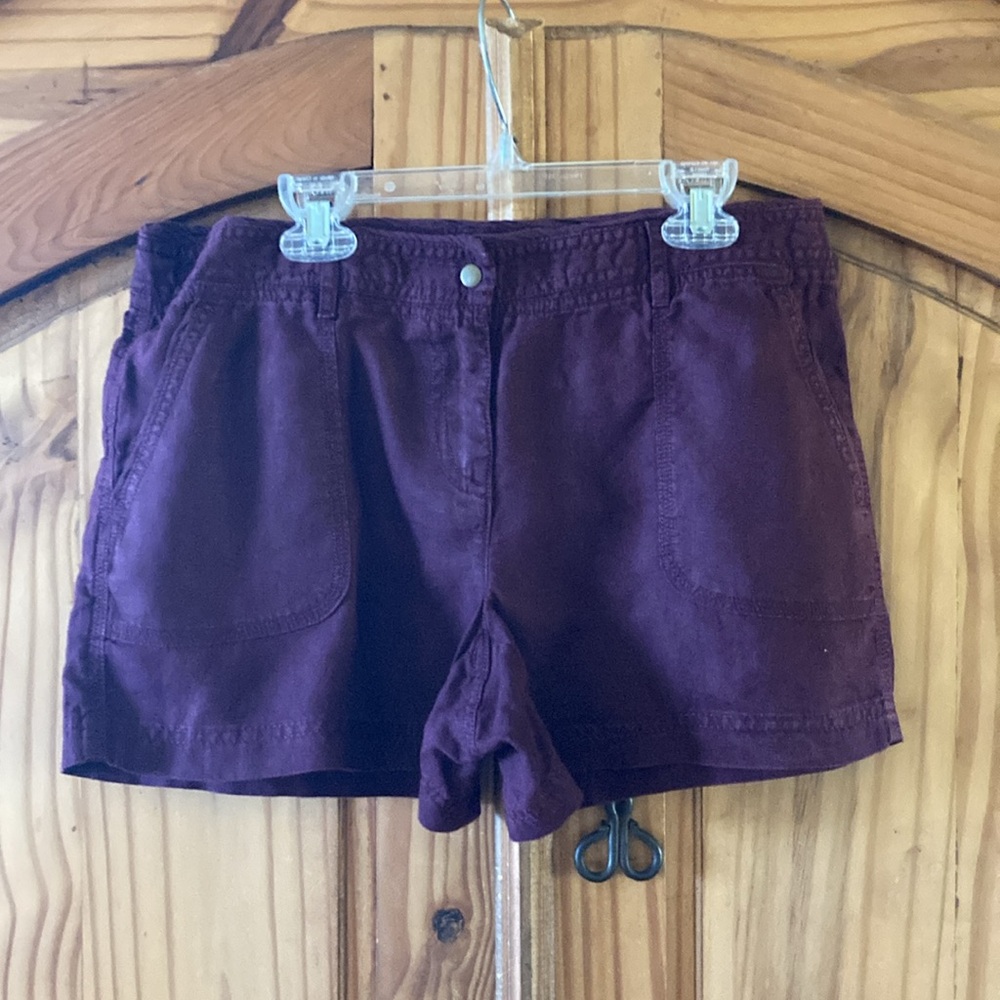 Women’s Ann Taylor Loft maroon red purple linen chino shorts size 4